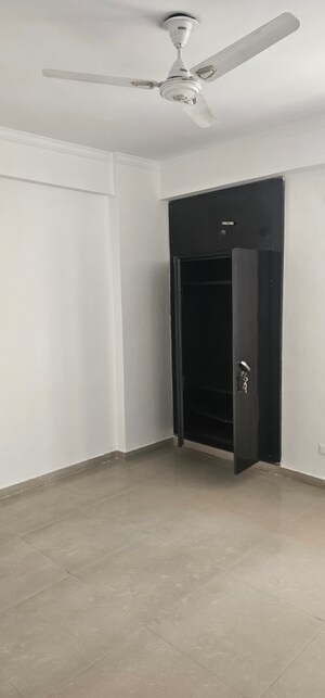 Room in 3 BHK Apartment at KW Srishti Phase II, Raj Nagar Extension – for Sale