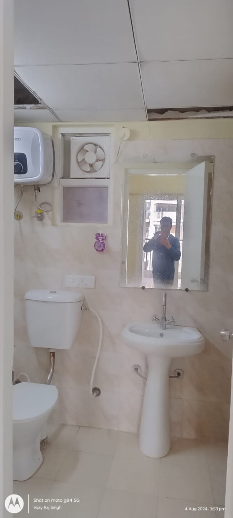 Bathroom, mahagun-mywoods 4 Bedroom 2190 Sq.Ft. Apartment In Sector 16c Greater Noida Greater Noida 8689122