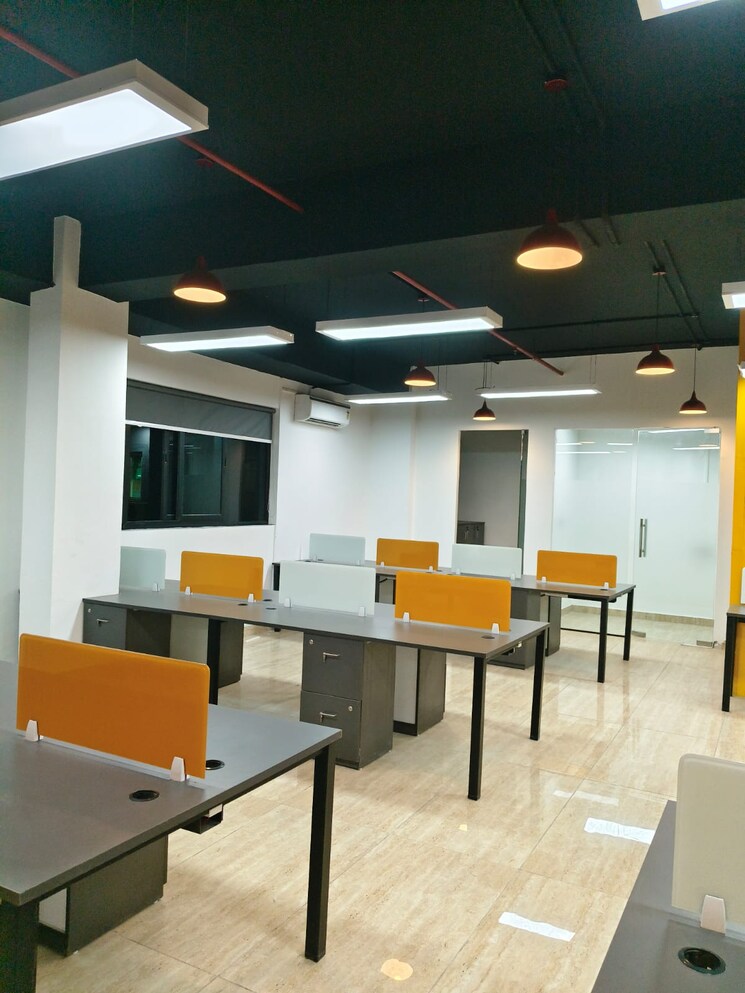 Team Area, sector 62 Commercial Office Space 1500 Sq.Ft. In Sector 62 Noida 8689149