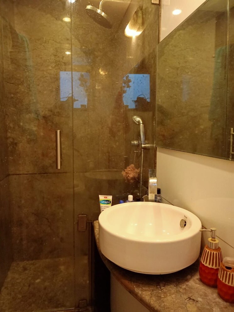 Bathroom, pushparaj-chs 2 Bedroom 803 Sq.Ft. Apartment In Khar West Mumbai 8689183