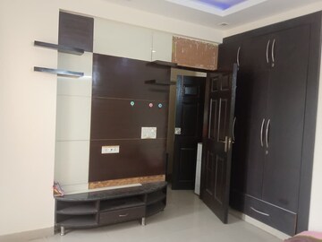 Living Room in 2.5 BHK Apartment at Paramount Floraville, Sector 137 – for Rent