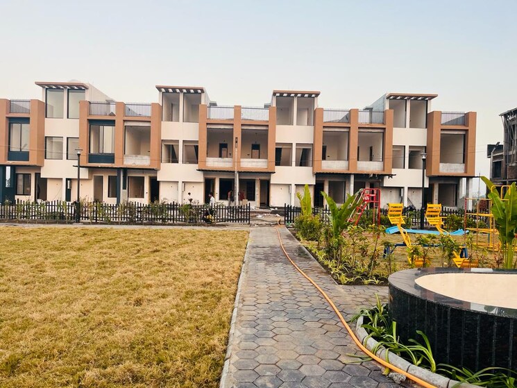 Exterior View, ab bypass road 3.5 Bedroom 600 Sq.Ft. Independent House In Ab Bypass Road Indore 8689292