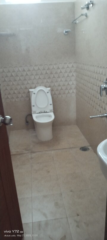 Bathroom in 4 BHK Apartment at Pavani Laxmi Nivas, Madhapur – for Rent