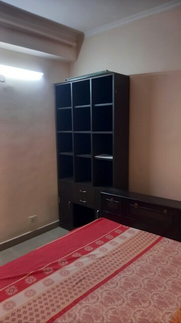 Furnished Amenities in 2 BHK Builder Floor at Thippasandra – for Rent