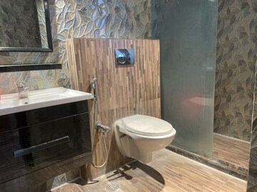 Bathroom in 3 BHK Apartment at Ansal Sushant Lok I, Sector 43 – for Rent