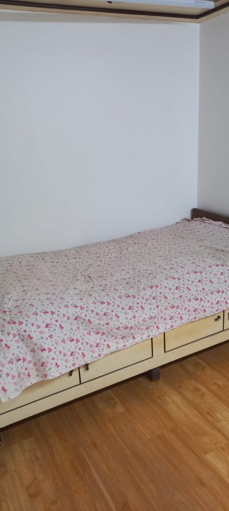 Bedroom, prabhadevi-chs 1 RK 250 Sq.Ft. Apartment In Prabhadevi Mumbai 8689270