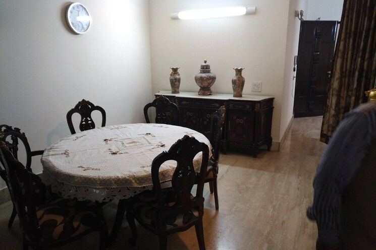 Master Bedroom, vishal enclave 3 Bedroom 250 Sq.Yd. Builder Floor In Vishal Enclave Delhi 8689339