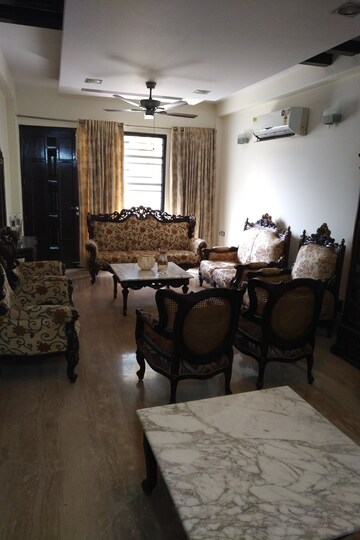 3 BHK Builder Floor For Rent in Vishal Enclave