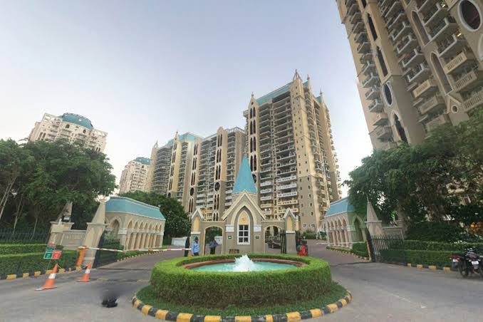 4 BHK + Servant Room 2810 Sq.Ft. Apartment in DLF Westend Heights
