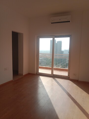 Room in 3 BHK Independent House at M3M Soulitude, Sector 89 – for Rent