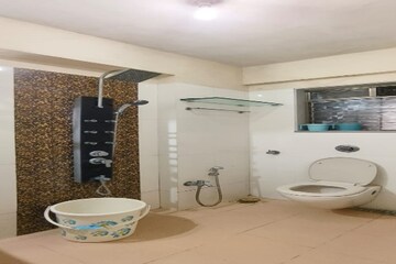 Bathroom in 1 BHK Apartment at New Heritage CHS, Dahisar West – for Rent