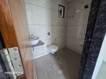 Bathroom in 4 BHK Apartment at SamA-Savil Road – for Rent