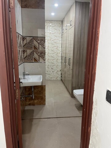 4 BHK Independent House For Rent in DLF Garden Villas, Sector 43