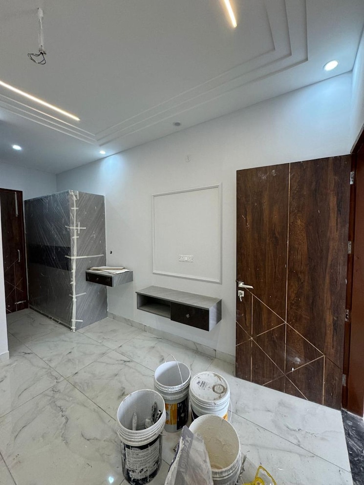 Bathroom, aerocity 6 Bedroom 3500 Sq.Ft. Independent House In Aerocity Mohali 8689524