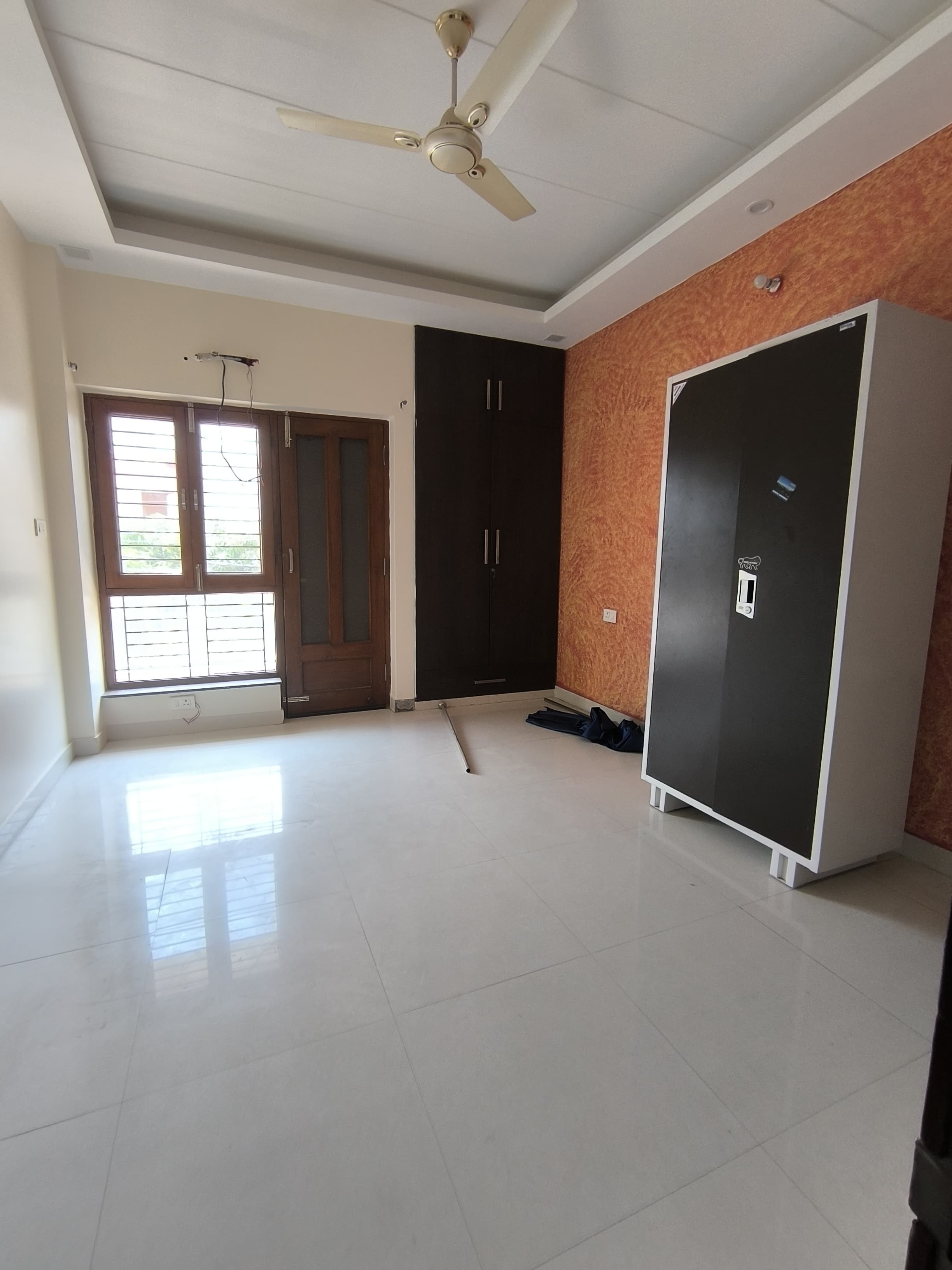 3 BHK Builder Floor For Rent in GMS Road