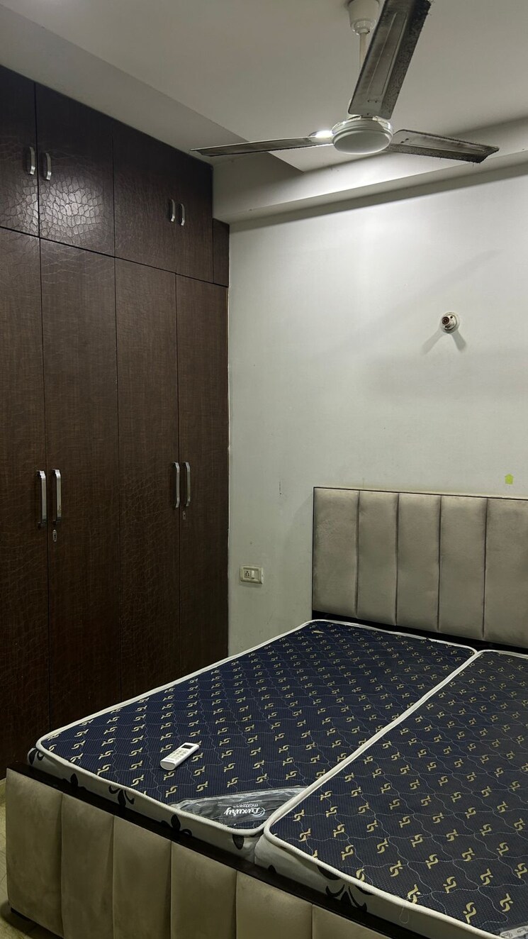 Bathroom, sector 45 3 Bedroom 264 Sq.Yd. Builder Floor In Sector 45 Gurgaon 8689385