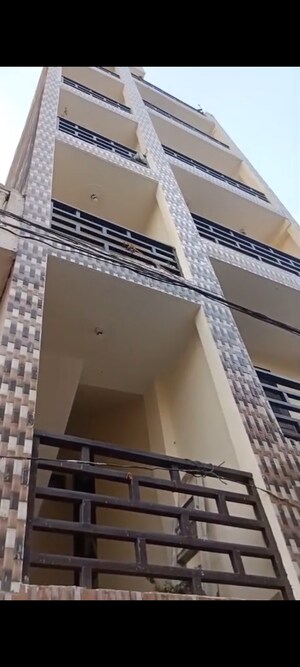 6+ BHK Independent House For Sale in Baraula