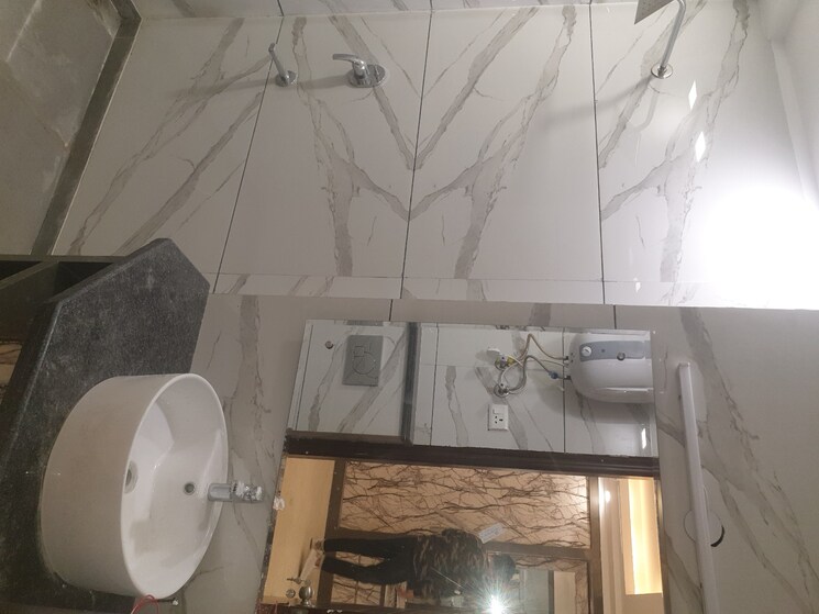 Bathroom, rajouri garden 2 Bedroom 160 Sq.Yd. Builder Floor In Rajouri Garden Delhi 8689436