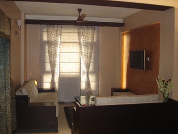 Living Room in 3 BHK Independent House at Sector 4 – for Rent