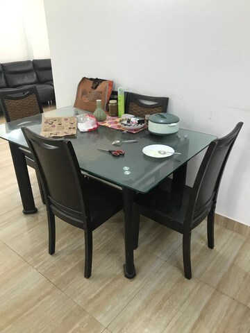 Master Bedroom in 4 BHK Apartment at Amrapali Terrace Homes, Tech Zone 4 Greater Noida – for Rent