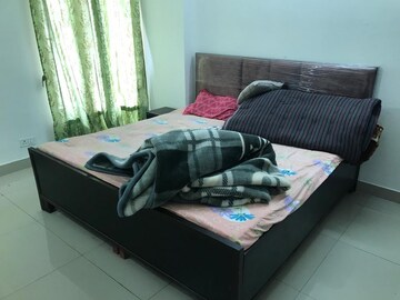 Bedroom in 4 BHK Apartment at Amrapali Terrace Homes, Tech Zone 4 Greater Noida – for Rent