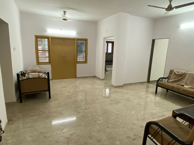 Living Room, bodakdev 3 Bedroom 1350 Sq.Ft. Apartment In Bodakdev Ahmedabad 8687847