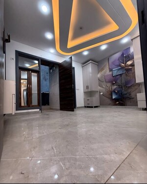 3 BHK Builder Floor For Sale in Sector 33