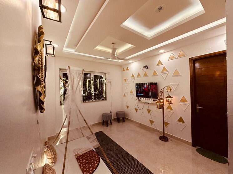 Master Bedroom, mehrauli 3 Bedroom 150 Sq.Yd. Builder Floor In Mehrauli Delhi 8689516