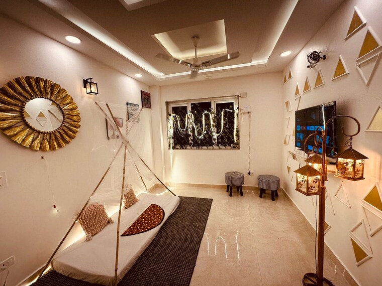 Living Room, mehrauli 3 Bedroom 150 Sq.Yd. Builder Floor In Mehrauli Delhi 8689516