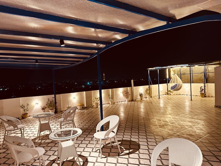 Master Bedroom, mehrauli 3 Bedroom 150 Sq.Yd. Builder Floor In Mehrauli Delhi 8689516