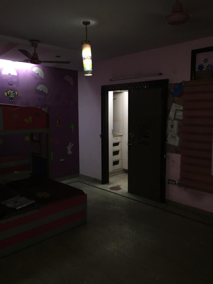 Living Room, rajouri garden 3 Bedroom 200 Sq.Yd. Builder Floor In Rajouri Garden Delhi 8689551