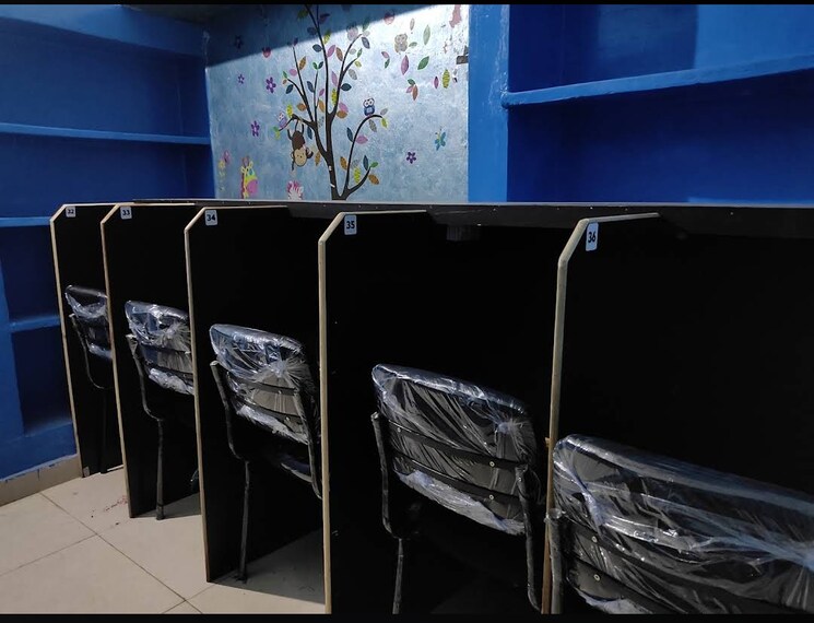 Team Area, lalpur Commercial Office Space 850 Sq.Ft. In Lalpur Ranchi 8689541