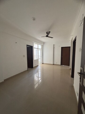 Room in 2 BHK Apartment at Ratan Pearls, Sector 16 Greater Noida – for Sale