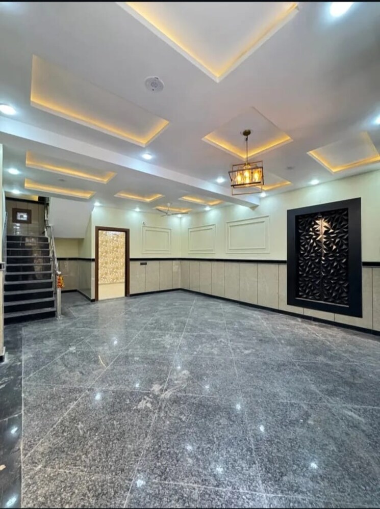 Living Room, sector 32 3.5 Bedroom 2700 Sq.Ft. Builder Floor In Sector 32 Faridabad 8689616