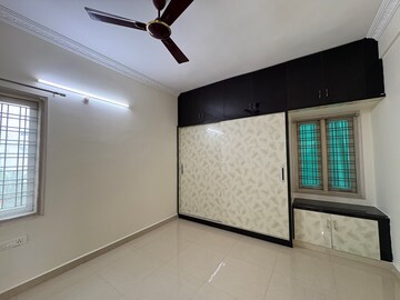 Room in 3 BHK Builder Floor at Financial District – for Rent