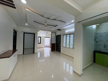 Room in 3 BHK Builder Floor at Financial District – for Rent