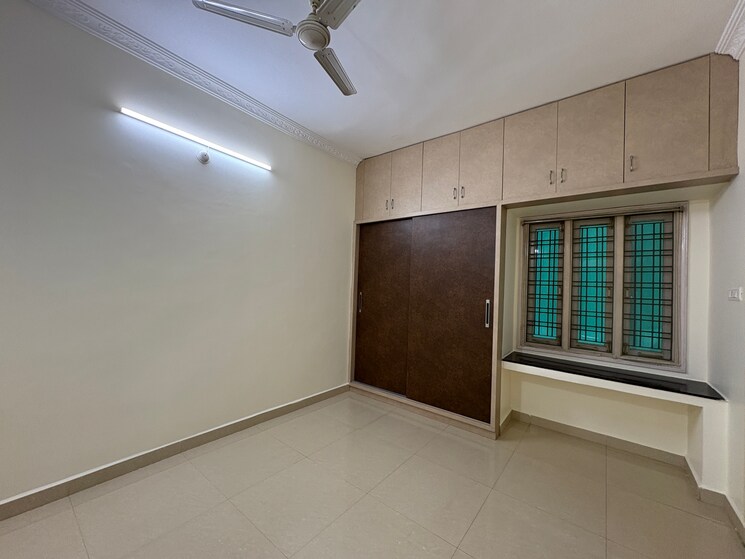 Room, financial district 3 Bedroom 1850 Sq.Ft. Builder Floor In Financial District Hyderabad 8689720