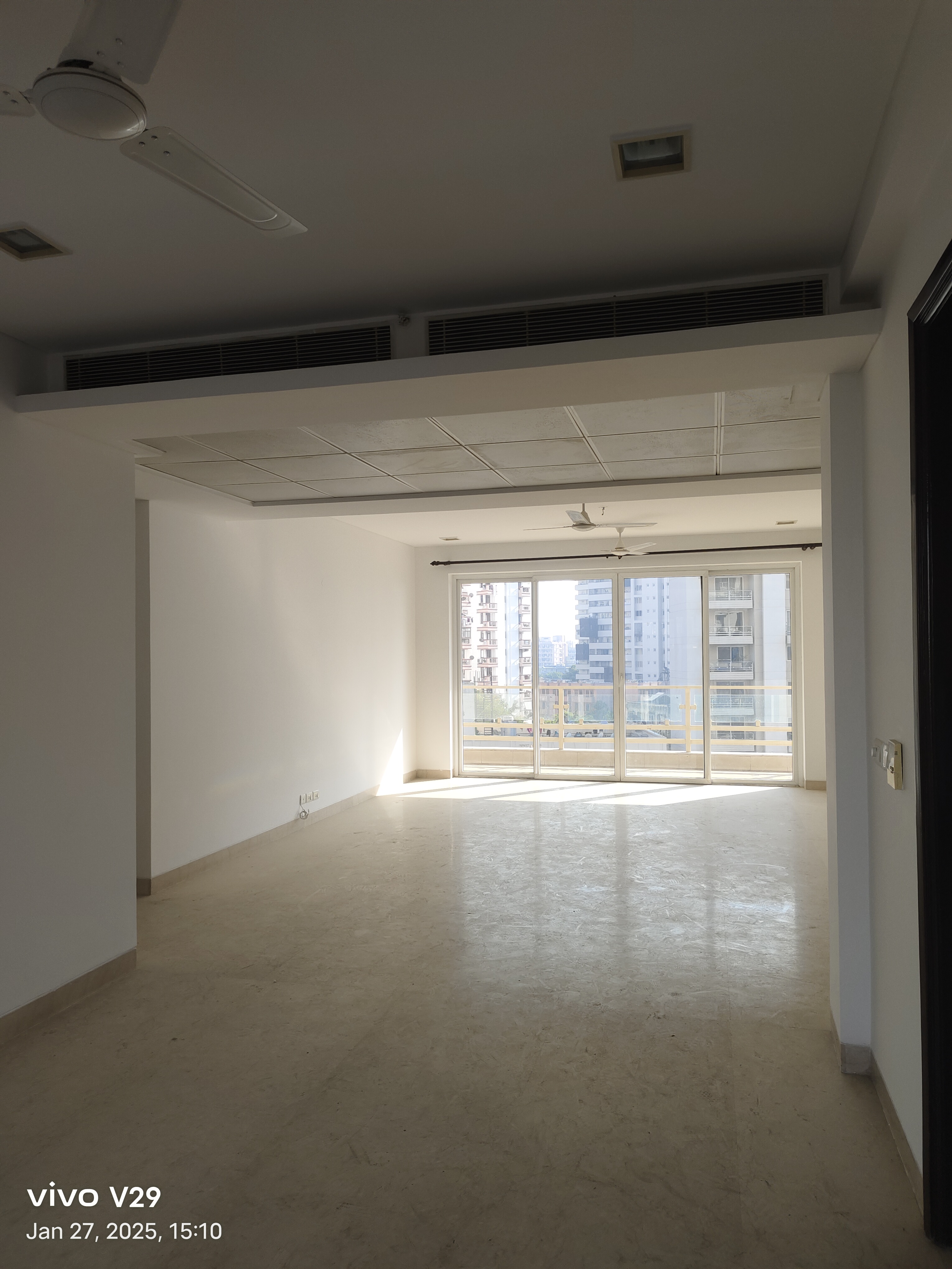 3 BHK + Servant Room Apartment For Rent in Ireo The Grand Arch