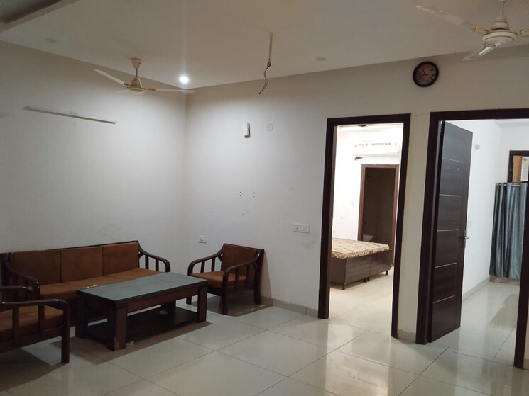 Living Room, shiva-enclave-zirakpur 3 Bedroom 1230 Sq.Ft. Apartment In Patiala Road Zirakpur 8689755