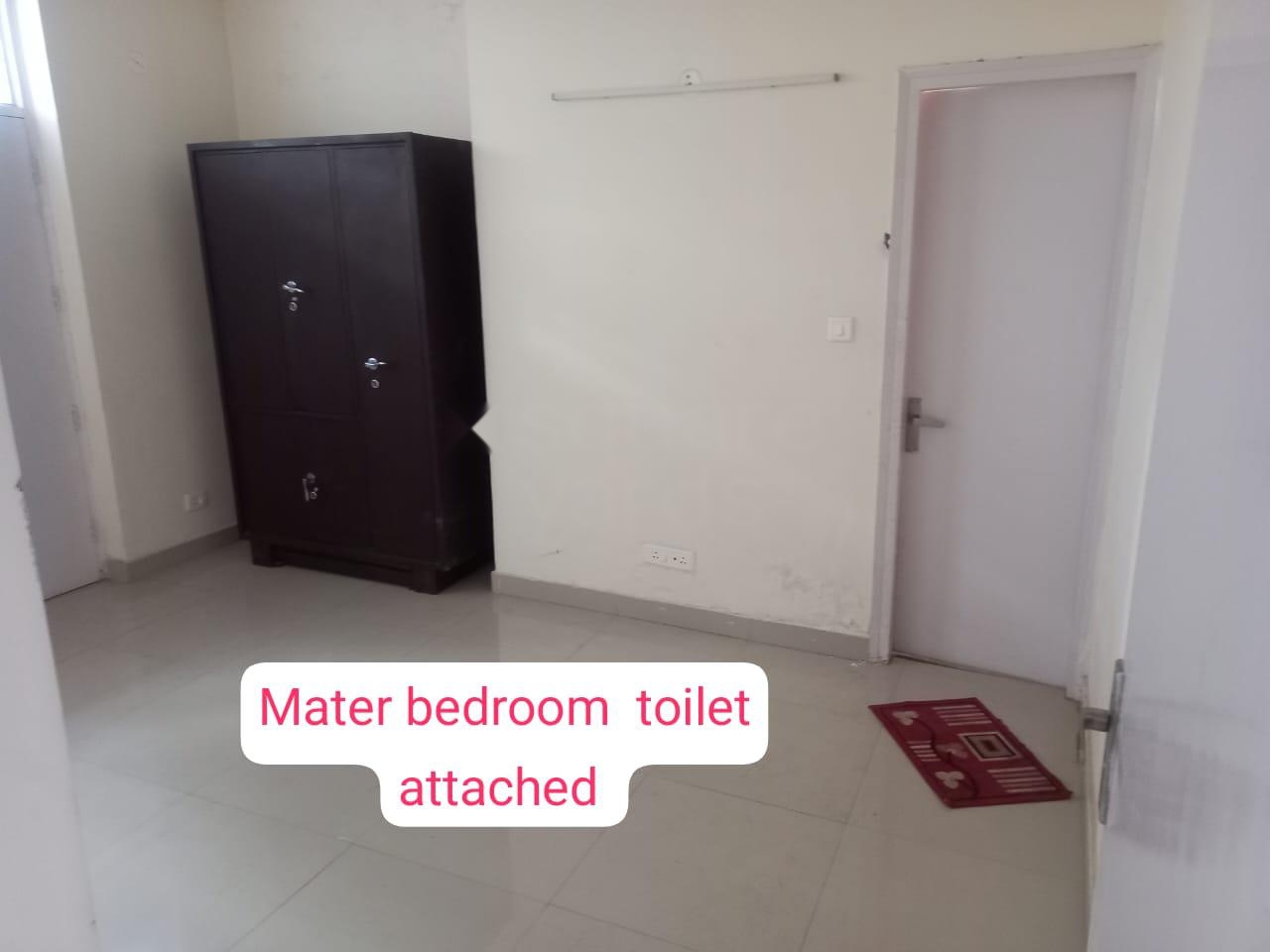 2 BHK + Study Room Apartment For Rent in Vatika City