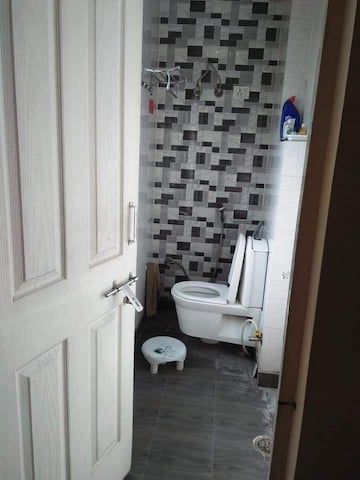 Bathroom in 1 BHK Apartment at Gail Apartments, Sector 62 – for Rent