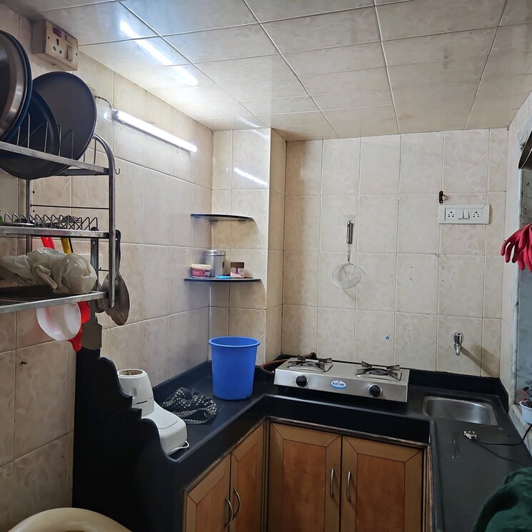 Kitchen, nirmala-niwas 1 Bedroom 400 Sq.Ft. Apartment In Dr Deshmukh Marg Mumbai 8689829