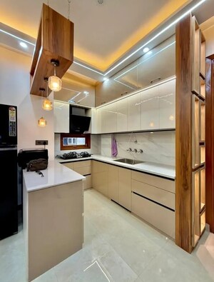 Kitchen in 3.5 BHK Builder Floor at Sector 28 – for Sale