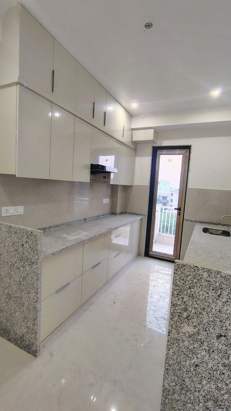 Kitchen, sushant-lok-3 3.5 Bedroom 2000 Sq.Ft. Builder Floor In Sector 57 Gurgaon 8689867