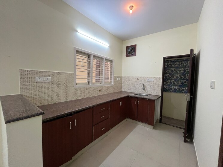 Kitchen, hsr layout 3 Bedroom 2100 Sq.Ft. Builder Floor In Hsr Layout Bangalore 8689839