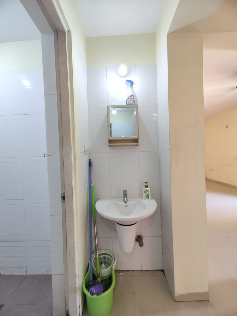 Bathroom, lodha-casa-bella 1 Bedroom 439 Sq.Ft. Apartment In Dombivli East Thane 8689856