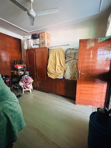 Living Room in 3 BHK Builder Floor at South Extension ii – for Rent