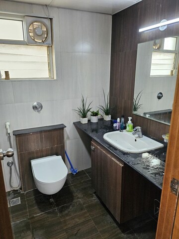 Master Bedroom in 3 BHK Builder Floor at Hsr Layout – for Rent