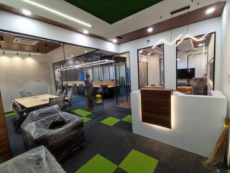 Gym, l i g colony Commercial Office Space 2000 Sq.Ft. In L I G Colony Indore 8689831