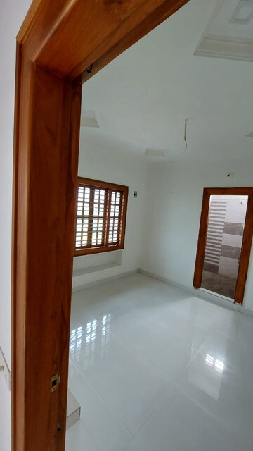Room in 3 BHK Apartment at Mangalam – for Sale